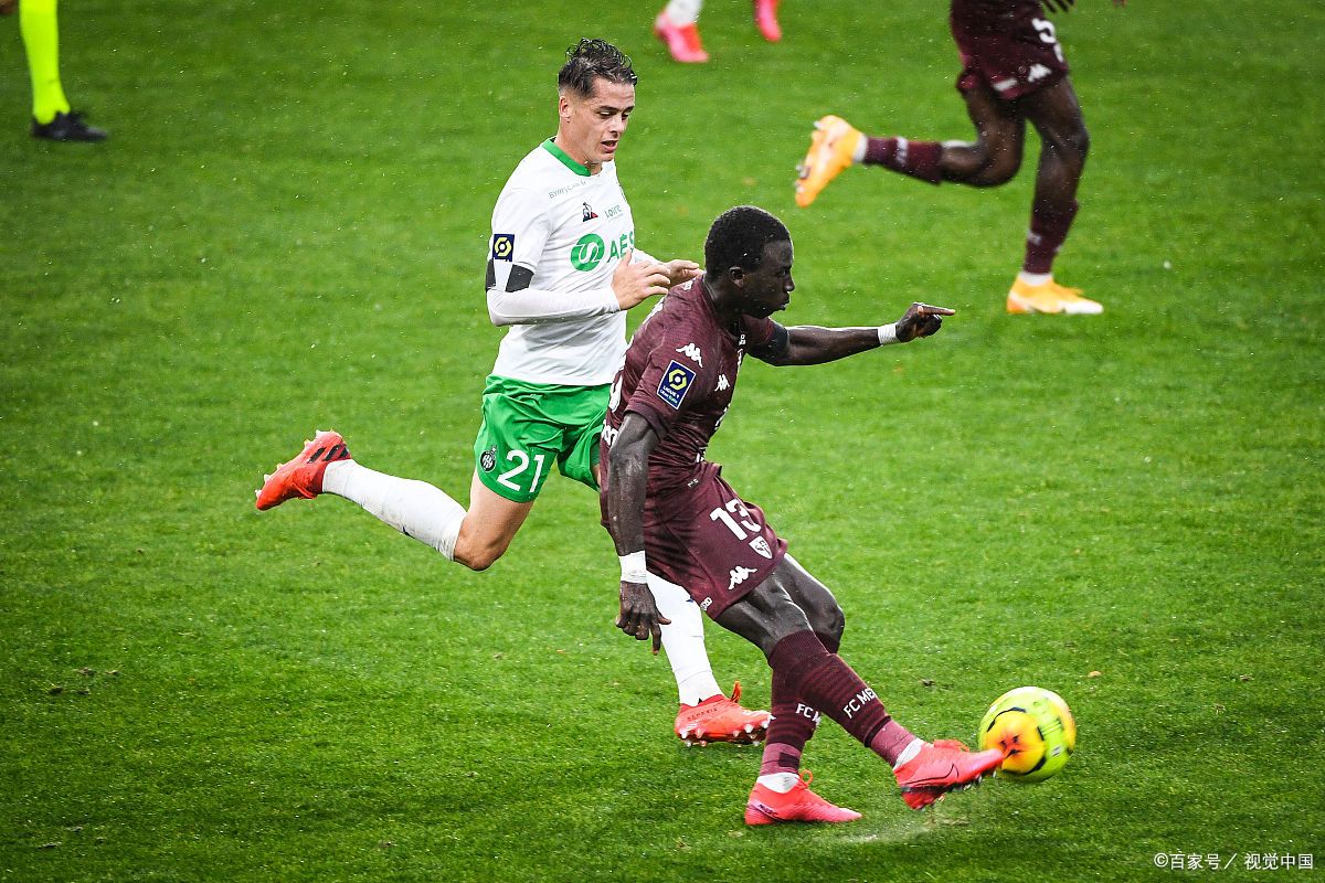 赛前速览：意甲四强战皇家马德里对阵武汉三镇，三大看点值得期待(欧冠皇马比赛回放)